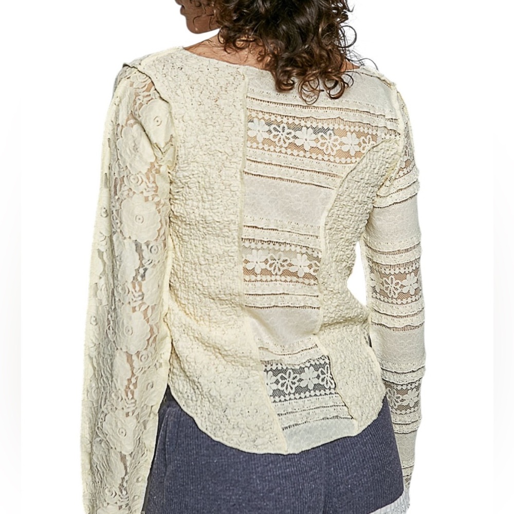243. POL Natural Lace Patchwork Long Sleeve Top NEW - Picture 2 of 2